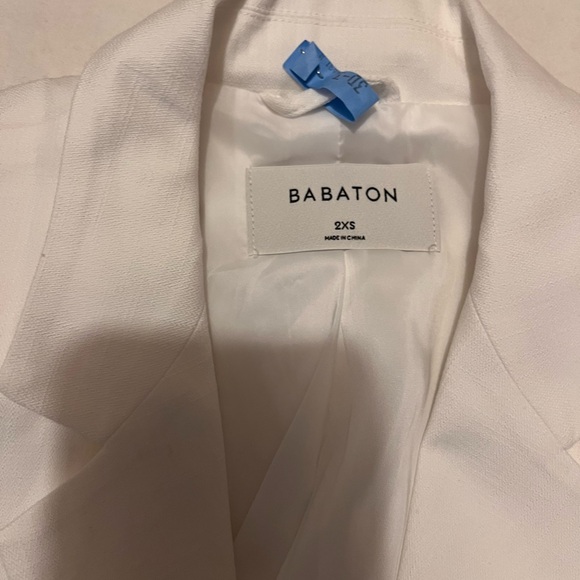 Linen Aritzia Blazer - Picture 2 of 3